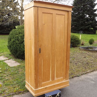 Fachhandel für antike Möbel und Vintage