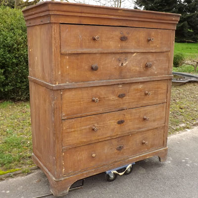 Fachhandel für antike Möbel und Vintage