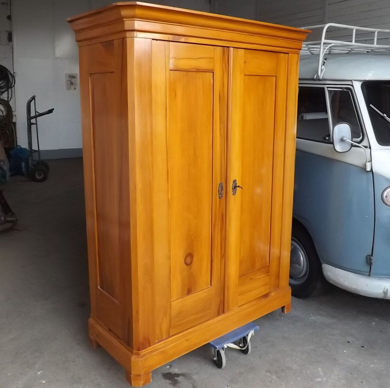 Fachhandel für antike Möbel und Vintage