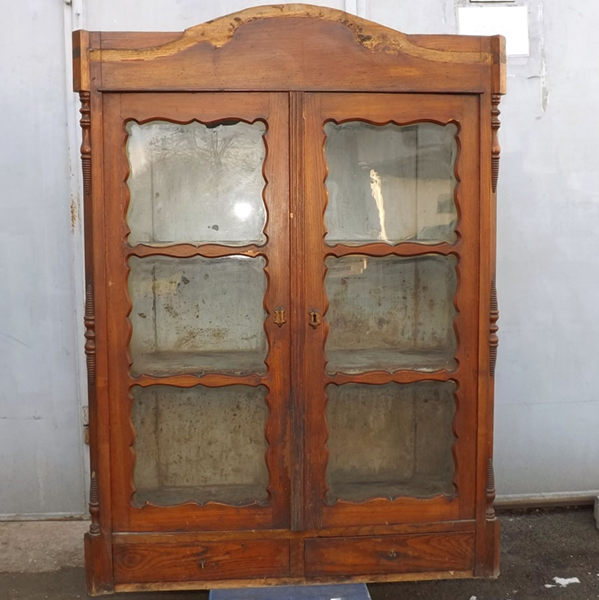 Fachhandel für antike Möbel und Vintage