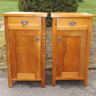 Fachhandel für antike Möbel und Vintage