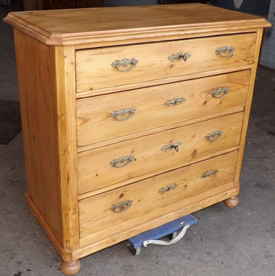 Fachhandel für antike Möbel und Vintage