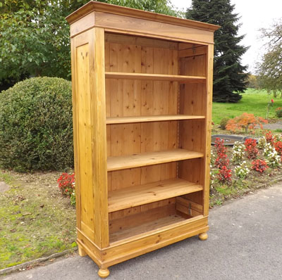 Fachhandel für antike Möbel und Vintage