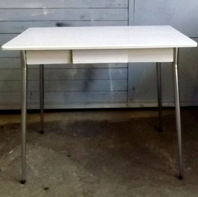 Fachhandel für antike Möbel und Vintage