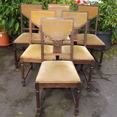 Fachhandel für antike Möbel und Vintage