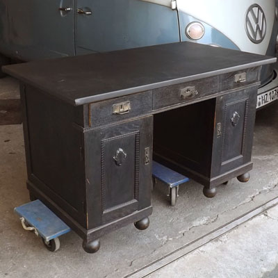 Fachhandel für antike Möbel und Vintage